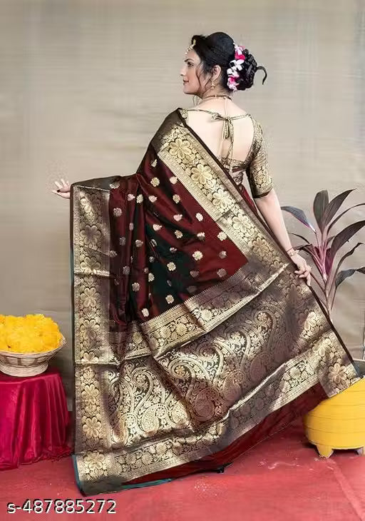 Unique Soft Silk Saree With Wonderful Blouse Piece